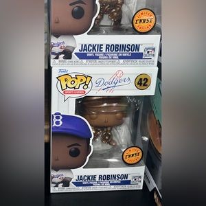 Jackie Robinson chase funko pop